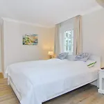 Aurora, Dirksstr 12 B Dom wakacyjny *