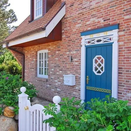 Aurora, Dirksstr 12 B Sylt