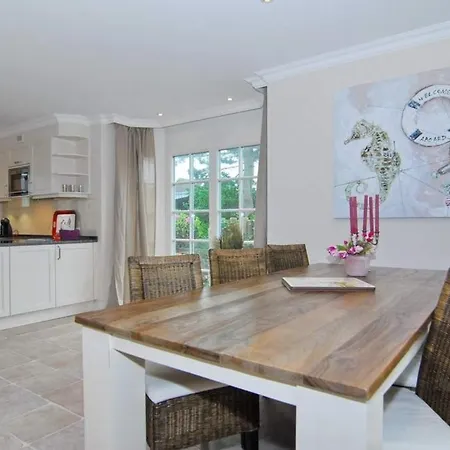 Aurora, Dirksstr 12 B *