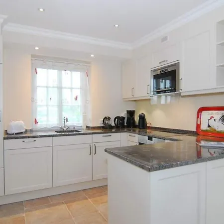 Semesterbostad Aurora, Dirksstr 12 B